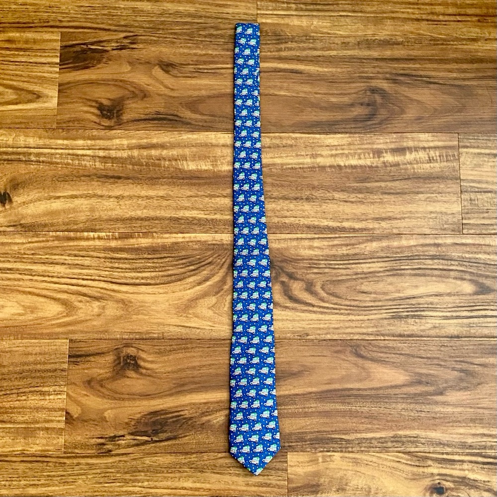 NWT Boys Vineyard Vines Woody and Tree Silk Tie